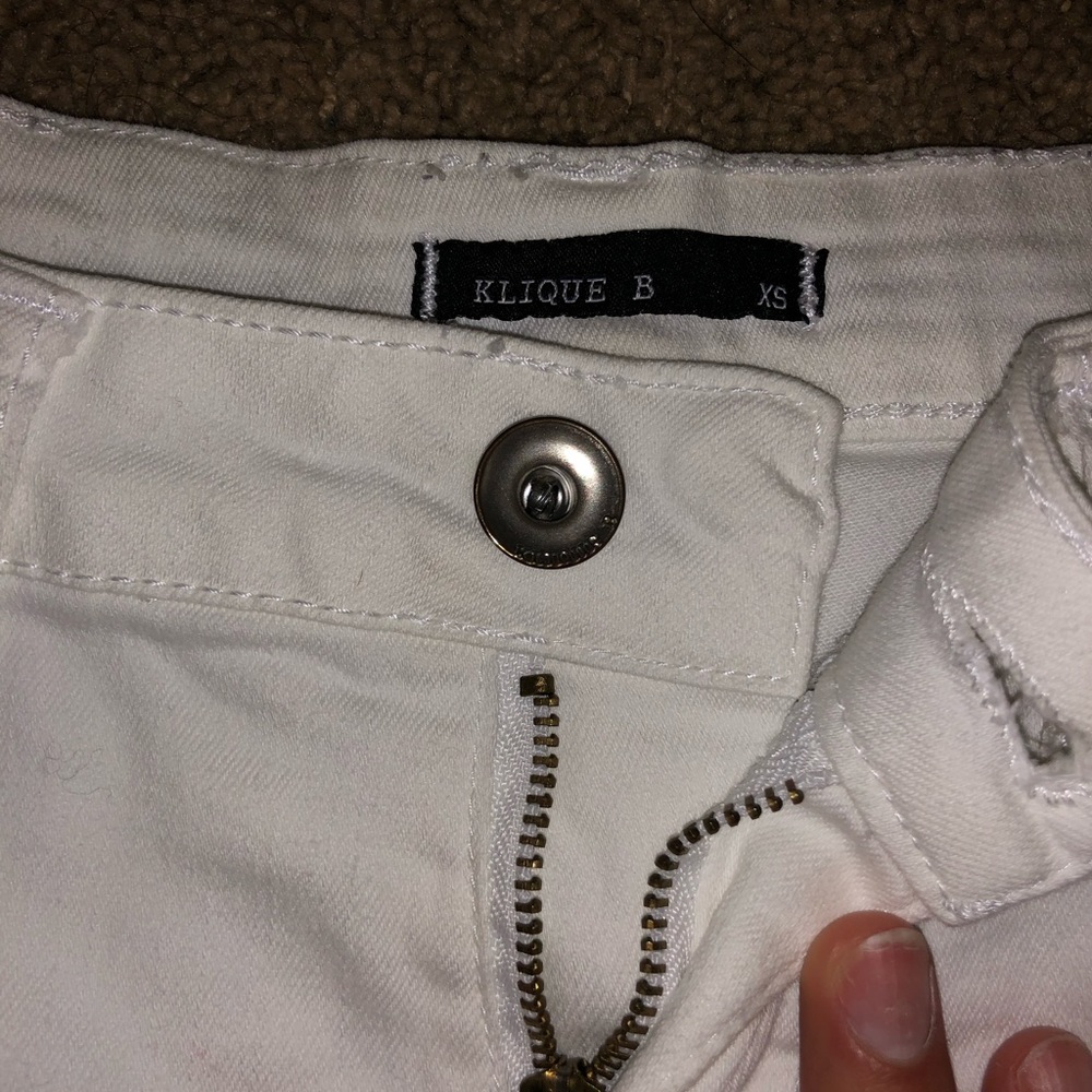 shorts - Picture 2 of 3